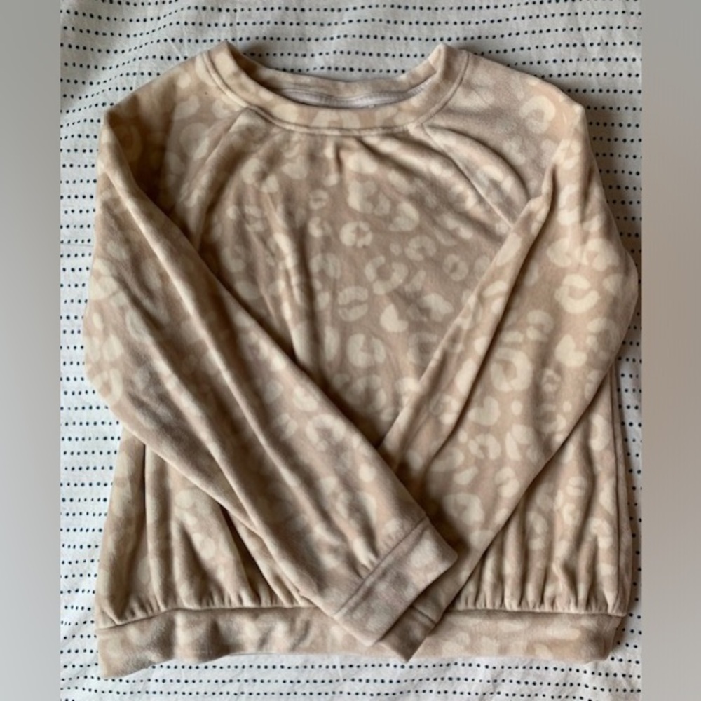 Cozy sweatshirt with Leopard￼ print, microfleece, cat and jack.